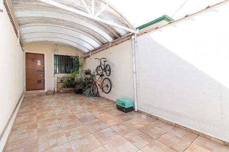 Casa à venda com 120m², 3 quartos e 2 vagasGaragem