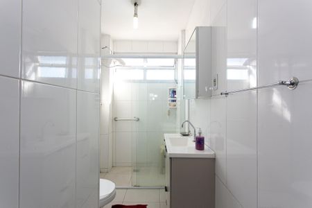 Apartamento para alugar com 67m², 2 quartos e sem vagaBanheiro Social