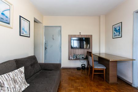 Apartamento para alugar com 67m², 2 quartos e sem vagaSala