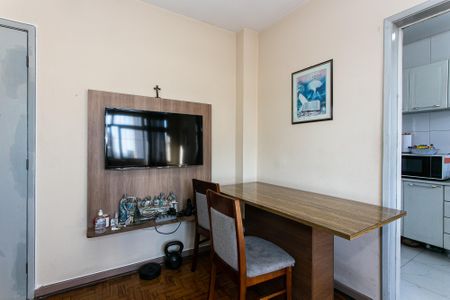 Apartamento para alugar com 67m², 2 quartos e sem vagaSala