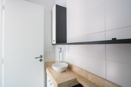 Casa de condomínio à venda com 72m², 1 quarto e 1 vaga Casa de condomínio à venda com 72m², 1 quarto e 1 vagaBanheiro Suíte