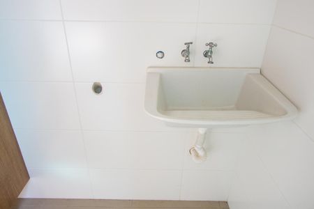 Casa de condomínio à venda com 72m², 1 quarto e 1 vaga Casa de condomínio à venda com 72m², 1 quarto e 1 vagaÁrea de serviço