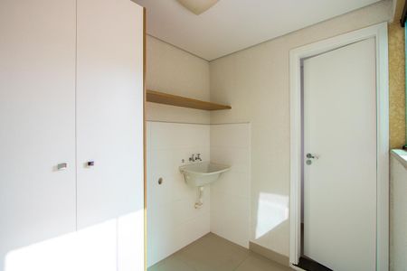 Casa de condomínio à venda com 72m², 1 quarto e 1 vaga Casa de condomínio à venda com 72m², 1 quarto e 1 vagaÁrea de serviço