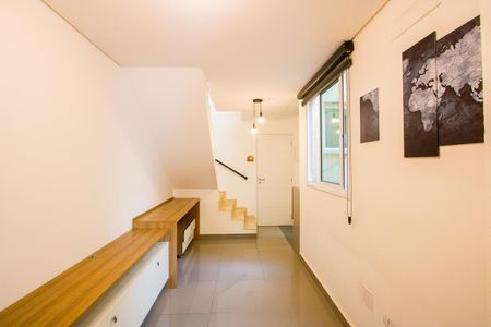 Casa de condomínio à venda com 72m², 1 quarto e 1 vaga Casa de condomínio à venda com 72m², 1 quarto e 1 vagaSala