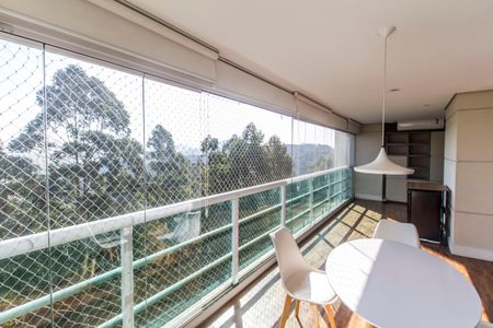 Apartamento à venda com 202m², 3 quartos e 3 vagasVaranda