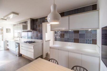 Apartamento à venda com 202m², 3 quartos e 3 vagasCozinha