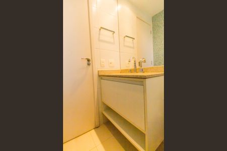 Apartamento à venda com 202m², 3 quartos e 3 vagasBanheiro da Suíte 3