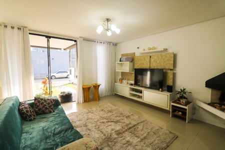 Casa à venda com 130m², 3 quartos e 1 vagaSala