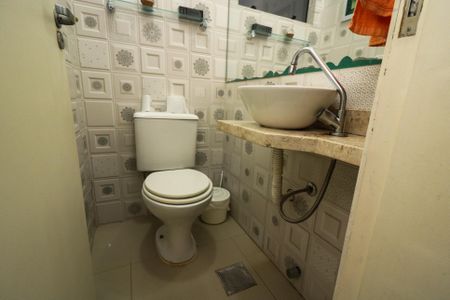 Casa à venda com 130m², 3 quartos e 1 vagaLavabo