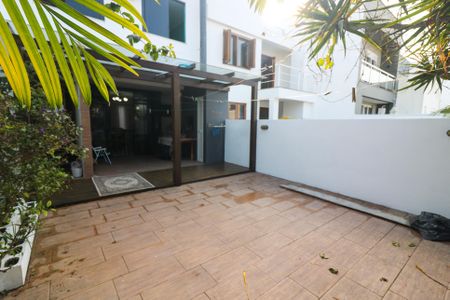 Casa à venda com 130m², 3 quartos e 1 vagaQuintal
