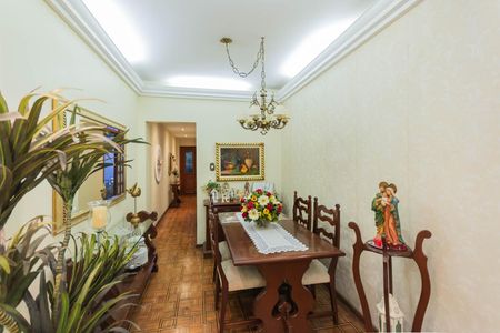 Apartamento à venda com 79m², 2 quartos e 1 vaga Apartamento à venda com 79m², 2 quartos e 1 vagaSala