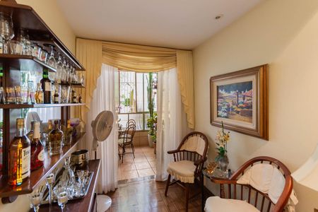 Apartamento à venda com 79m², 2 quartos e 1 vaga Apartamento à venda com 79m², 2 quartos e 1 vagaSala