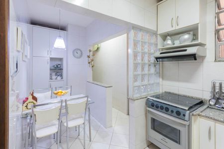Apartamento à venda com 79m², 2 quartos e 1 vaga Apartamento à venda com 79m², 2 quartos e 1 vagaCozinha