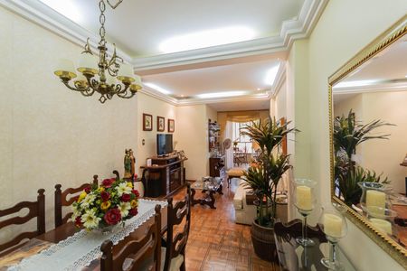 Apartamento à venda com 79m², 2 quartos e 1 vaga Apartamento à venda com 79m², 2 quartos e 1 vagaSala