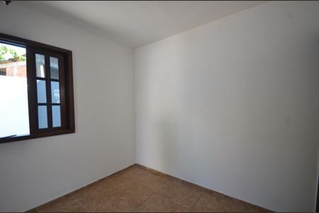 Casa para alugar com 75m², 2 quartos e 1 vagaSala
