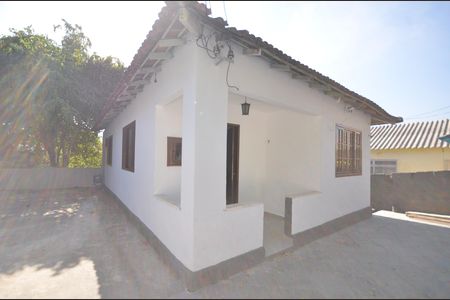 Casa para alugar com 75m², 2 quartos e 1 vagaFachada