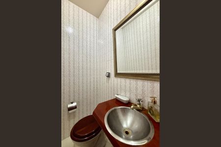 Apartamento à venda com 150m², 4 quartos e 1 vagaLavabo