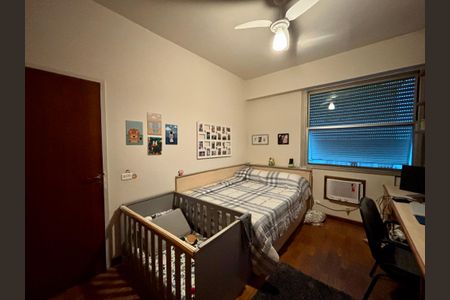 Apartamento à venda com 150m², 4 quartos e 1 vagaQuarto 2