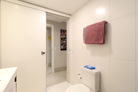 Apartamento à venda com 157m², 3 quartos e 2 vagasBanheiro da Suíte 2