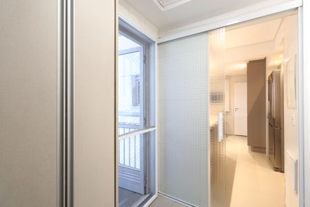 Apartamento à venda com 157m², 3 quartos e 2 vagasCozinha e Área de serviço 