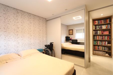 Apartamento à venda com 157m², 3 quartos e 2 vagasSuite 2