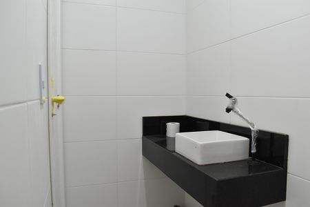 Casa à venda com 143m², 3 quartos e 2 vagasLavabo