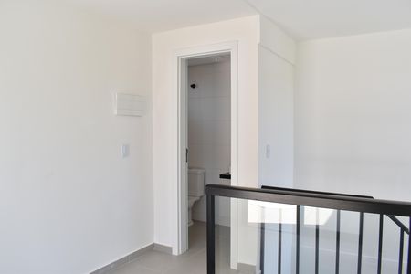 Casa à venda com 143m², 3 quartos e 2 vagasEscada