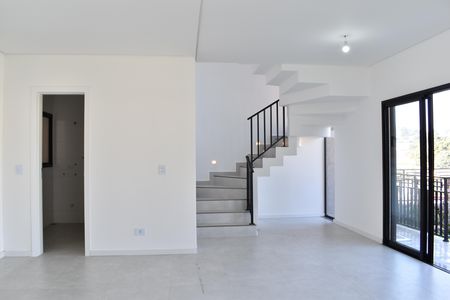 Casa à venda com 143m², 3 quartos e 2 vagasSala/Cozinha