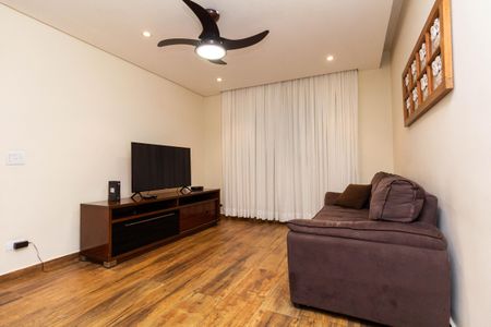 Casa à venda com 525m², 3 quartos e sem vagaCasa 1: Sala