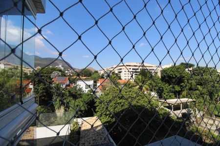 Apartamento à venda com 98m², 2 quartos e 2 vagasSuíte - Vista