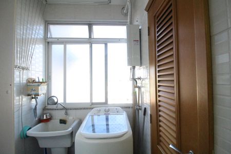 Apartamento à venda com 98m², 2 quartos e 2 vagasÁrea de serviço