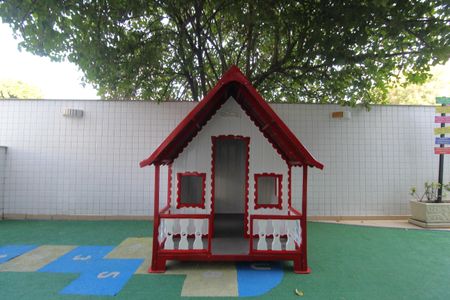 Apartamento à venda com 98m², 2 quartos e 2 vagasÁrea comum - Playground