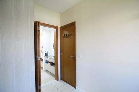 Apartamento à venda com 98m², 2 quartos e 2 vagasSuíte