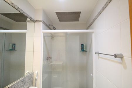 Apartamento à venda com 98m², 2 quartos e 2 vagasBanheiro social