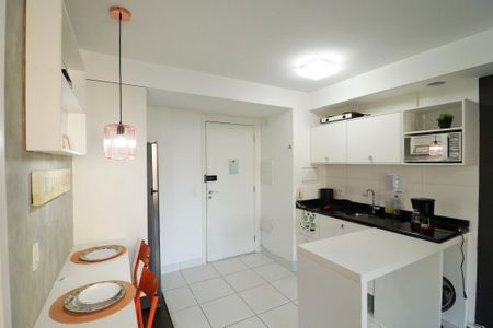 Studio à venda com 30m², 0 quarto e 1 vaga Studio à venda com 30m², 0 quarto e 1 vagaStudio