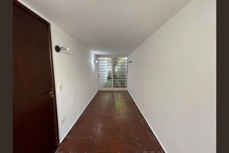 Casa à venda com 199m², 4 quartos e 4 vagasEscritório
