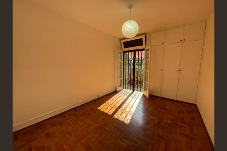 Casa à venda com 199m², 4 quartos e 4 vagasQuarto 1