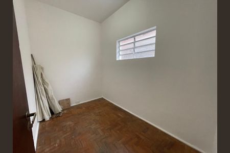 Casa à venda com 199m², 4 quartos e 4 vagasQuarto de Serviço