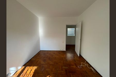Casa à venda com 199m², 4 quartos e 4 vagasQuarto 2