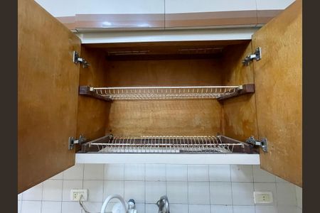 Casa à venda com 199m², 4 quartos e 4 vagasCozinha - Armários