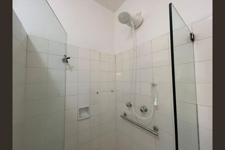 Casa à venda com 199m², 4 quartos e 4 vagasBanheiro 1