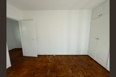 Casa à venda com 199m², 4 quartos e 4 vagasQuarto 2