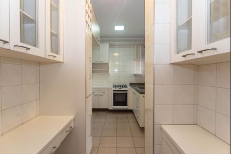 Apartamento à venda com 82m², 3 quartos e 2 vagas Apartamento à venda com 82m², 3 quartos e 2 vagasCozinha
