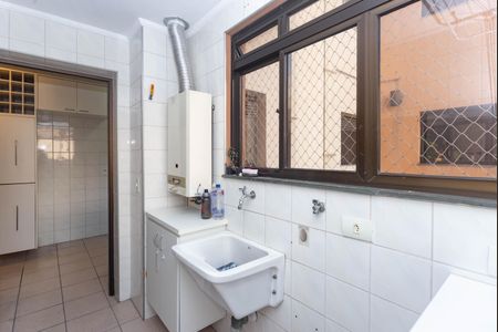 Apartamento à venda com 82m², 3 quartos e 2 vagas Apartamento à venda com 82m², 3 quartos e 2 vagasÁrea de Serviço