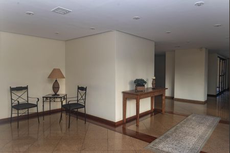 Apartamento à venda com 82m², 3 quartos e 2 vagas Apartamento à venda com 82m², 3 quartos e 2 vagasÁrea comum