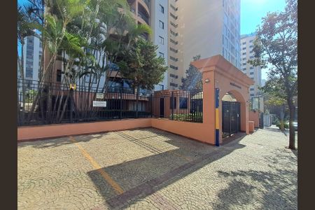 Apartamento à venda com 82m², 3 quartos e 2 vagas Apartamento à venda com 82m², 3 quartos e 2 vagasFachada