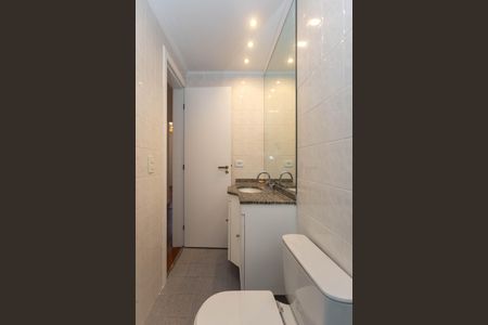 Apartamento à venda com 82m², 3 quartos e 2 vagas Apartamento à venda com 82m², 3 quartos e 2 vagasBanheiro Social