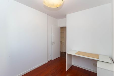Apartamento à venda com 82m², 3 quartos e 2 vagas Apartamento à venda com 82m², 3 quartos e 2 vagasQuarto 1