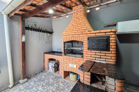 Casa à venda com 100m², 2 quartos e 2 vagas Casa à venda com 100m², 2 quartos e 2 vagasChurrasqueira