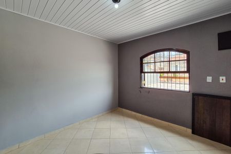 Casa à venda com 100m², 2 quartos e 2 vagas Casa à venda com 100m², 2 quartos e 2 vagasQuarto 1